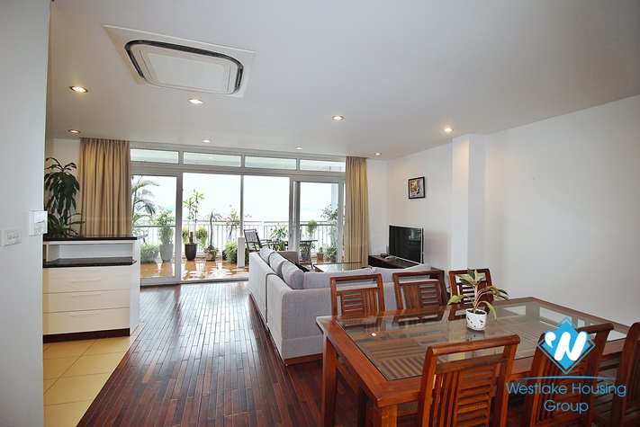 High-end and lake view 2 bedroms apartment for rent in Quang Khanh, Tay Ho